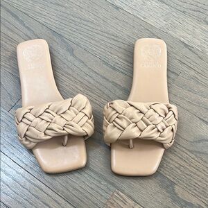 Vince Camuto Women's Tan Braided Slide Sandals